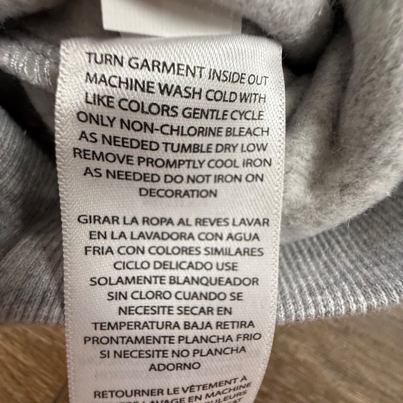 New Balance Girls Quarter Zip Pull-Over Sweatshirt Gray/White, M 10/12 NWT - Picture 12 of 16